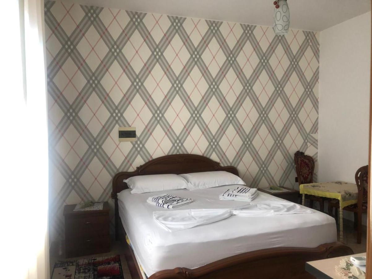 Fori Vodo Hotel Divjake Bagian luar foto