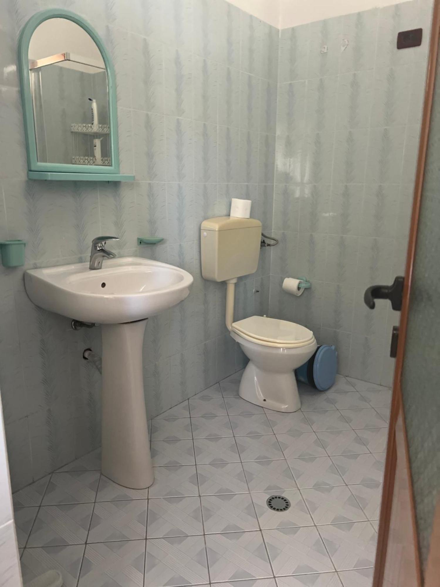 Fori Vodo Hotel Divjake Bagian luar foto