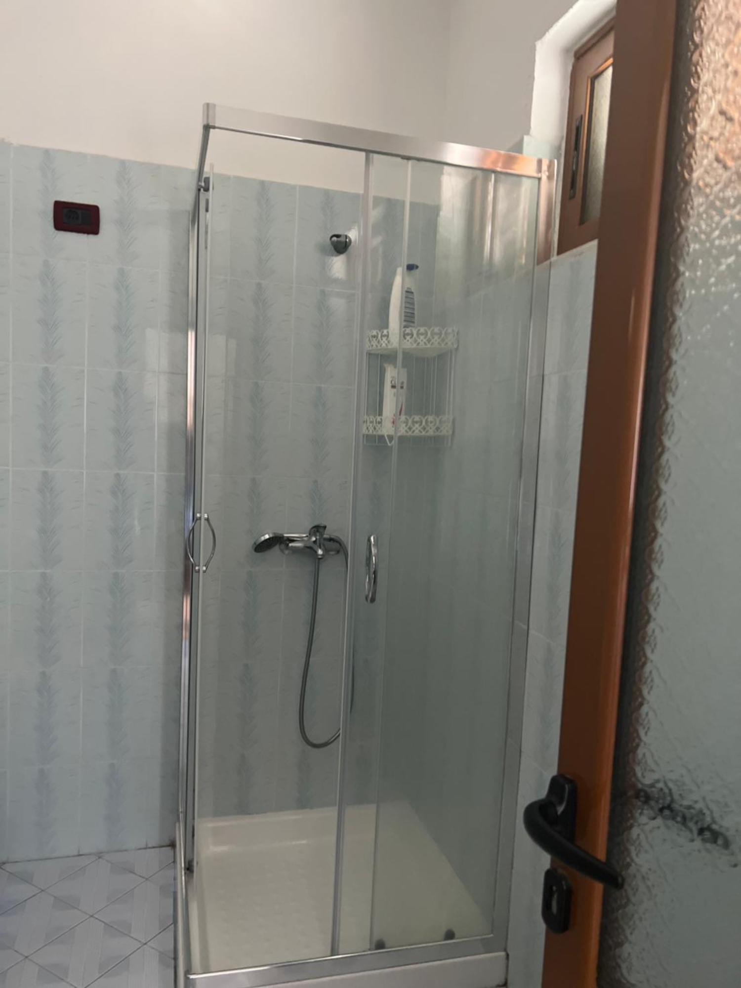 Fori Vodo Hotel Divjake Bagian luar foto