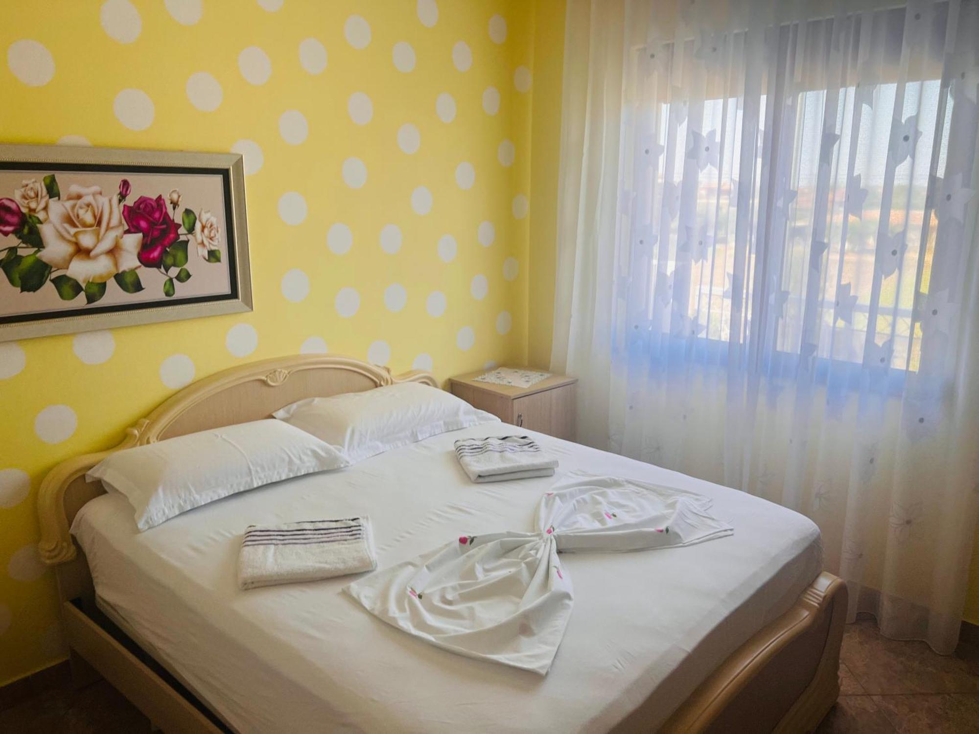 Fori Vodo Hotel Divjake Bagian luar foto